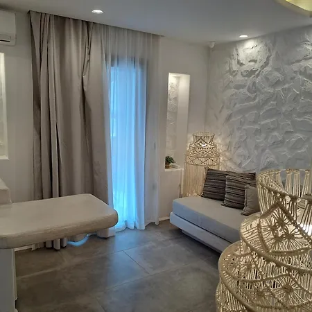 Ampelos Casart Aparthotel 4*