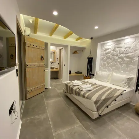 Apartmanhotel Ampelos Casart 4*