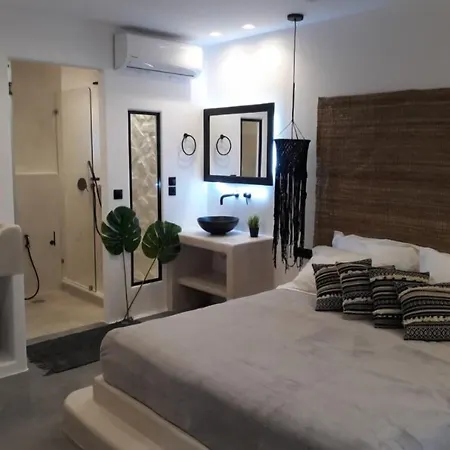 Ampelos Casart Naxos City