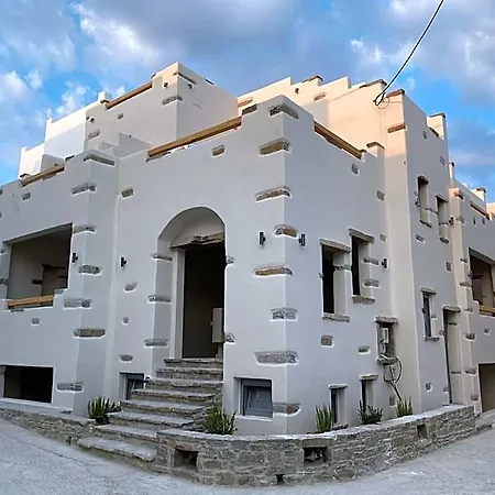 Ampelos Casart Naxos City